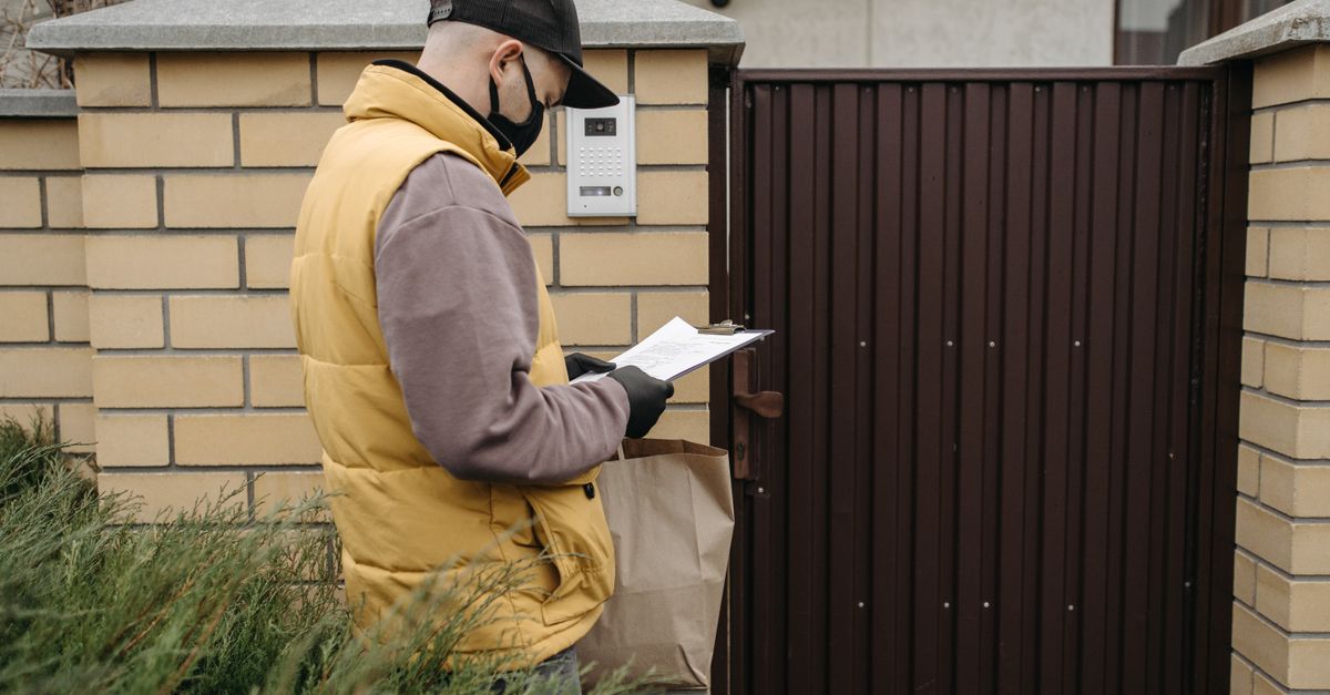 How Our House Lockout Service Actually Works at Your Door — Green Brook Township Locksmith
